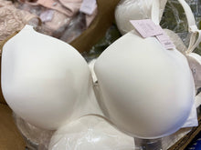 Cargar imagen en el visor de la galería, TGT - BRASSIERE - 50 PIEZAS