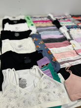 Cargar imagen en el visor de la galería, TGT - ROPA INTERIOR MIXTA - 300 PIEZAS