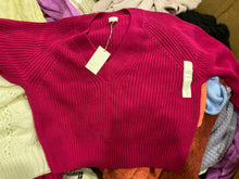 Cargar imagen en el visor de la galería, SWEATER MUJER INVIERNO TGT - 50 PIEZAS
