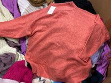 Cargar imagen en el visor de la galería, SWEATER MUJER INVIERNO TGT - 50 PIEZAS