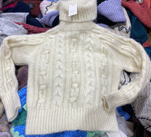 Cargar imagen en el visor de la galería, SWEATER MUJER INVIERNO TGT - 50 PIEZAS